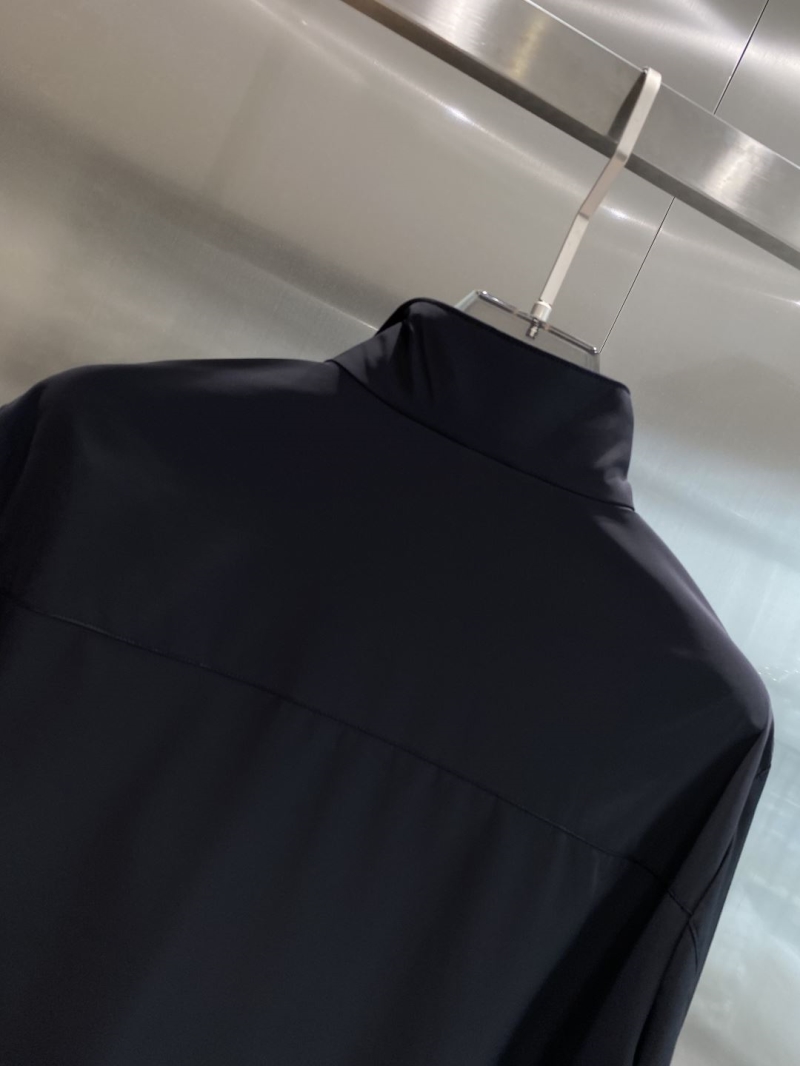 Bv*b*rry outwear
